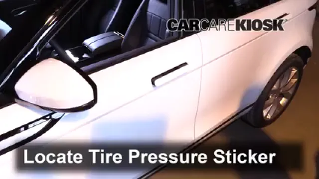 2020 Land Rover Range Rover Evoque SE 2.0L 4 Cyl. Turbo Tires & Wheels Check Tire Pressure